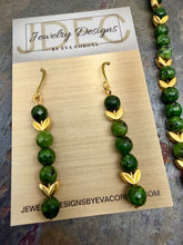 Load image into Gallery viewer, Faceted Green Serpentine Stone Beaded Necklace Set