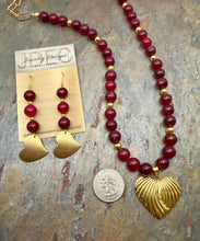 Load image into Gallery viewer, Cranberry Quartz and Hearts Statement Pendant Necklace Set