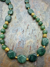 Load image into Gallery viewer, Mint Jasper and Quartz Stone Beaded Jewelry Set