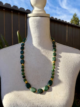 Load image into Gallery viewer, Mint Jasper and Quartz Stone Beaded Jewelry Set