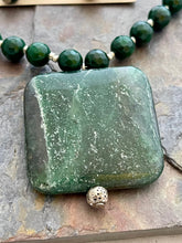 Load image into Gallery viewer, Serpentine and Green Quartz jewelry set with silver accents
