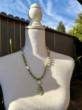 Load image into Gallery viewer, Prehnite and Mint Green Crystal Glass Pearl Pendant Necklace Set
