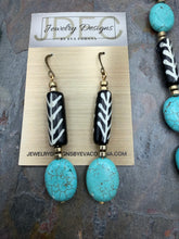 Load image into Gallery viewer, Stabilized Turquoise Stone Beaded Jewelry Set with Bone Beads
