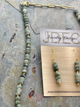 Load image into Gallery viewer, Green Hair Quartz beaded jewelry set with Czech glass
