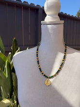 Load image into Gallery viewer, Faceted Green Serpentine Stone Beaded Necklace Set
