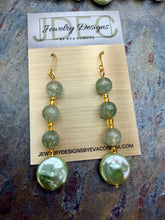 Load image into Gallery viewer, Prehnite and Mint Green Crystal Glass Pearl Pendant Necklace Set
