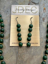 Load image into Gallery viewer, Serpentine and Green Quartz jewelry set with bronze accents
