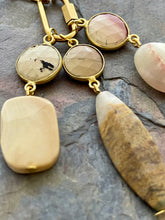 Load image into Gallery viewer, Interchangeable necklace set with 3 stone pendants
