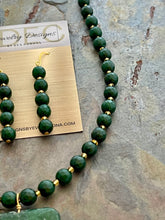 Load image into Gallery viewer, Serpentine and Green Quartz jewelry set with gold accents
