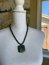 Load image into Gallery viewer, Serpentine and Green Quartz jewelry set with bronze accents
