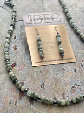 Load image into Gallery viewer, Green Hair Quartz beaded jewelry set with Czech glass
