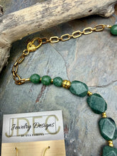 Load image into Gallery viewer, Mint Jasper and Quartz Stone Beaded Jewelry Set
