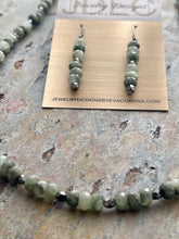 Load image into Gallery viewer, Green Hair Quartz beaded jewelry set with Czech glass
