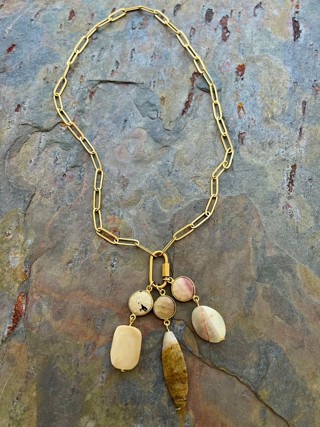 Interchangeable necklace set with 3 stone pendants