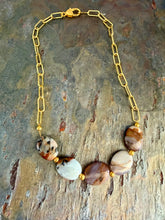 Load image into Gallery viewer, Plum Agate Stone beaded necklace
