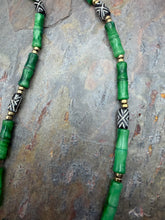 Load image into Gallery viewer, Green Quartz Stone Beaded Jewelry Set with Bone Beads
